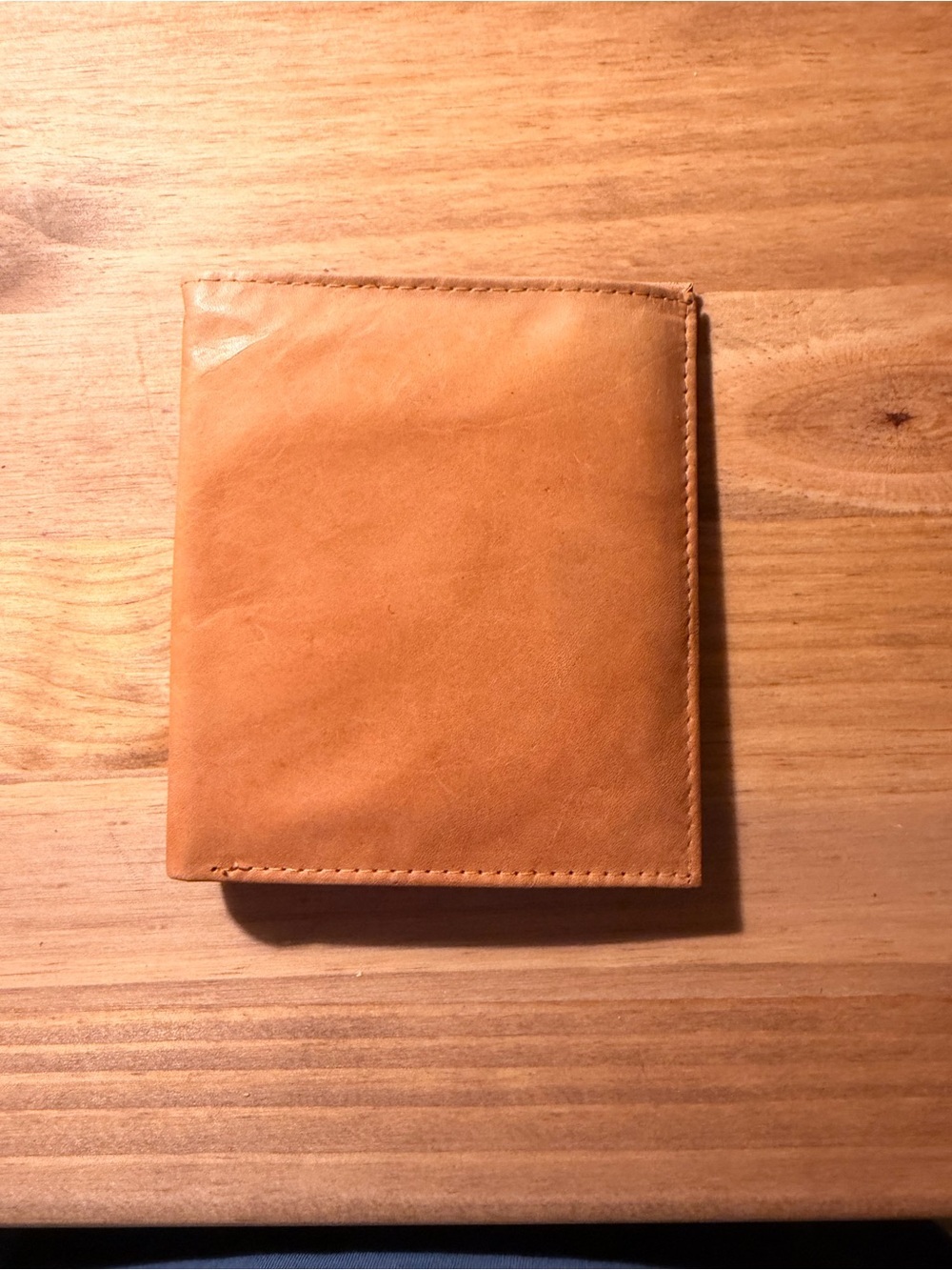 Men's Leather Bifold Wallet in Tan